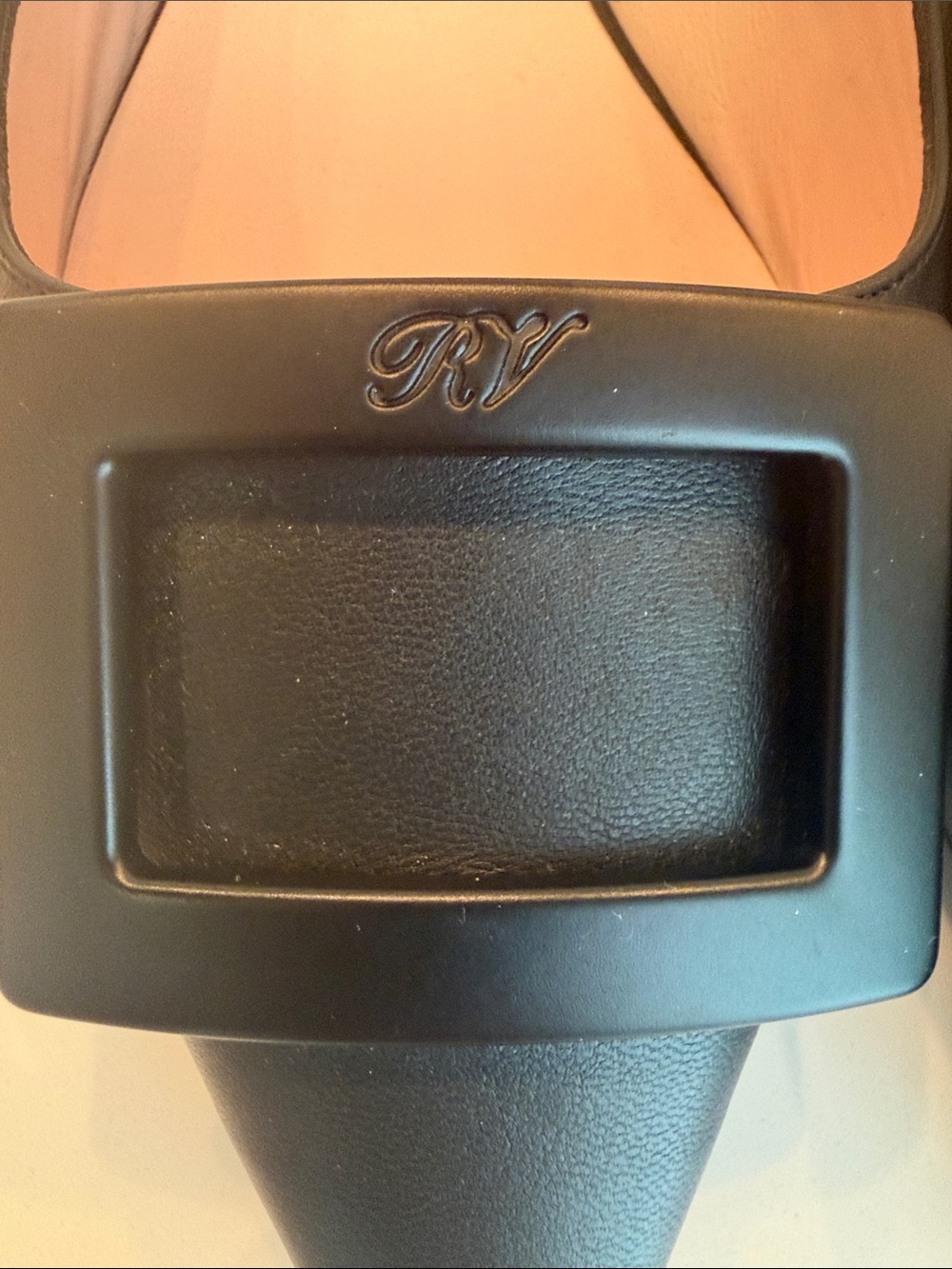 Roger Vivier NWT Black Pointed Leather Flats with Signature Square Buckle Size42 - Picture 5 of 8